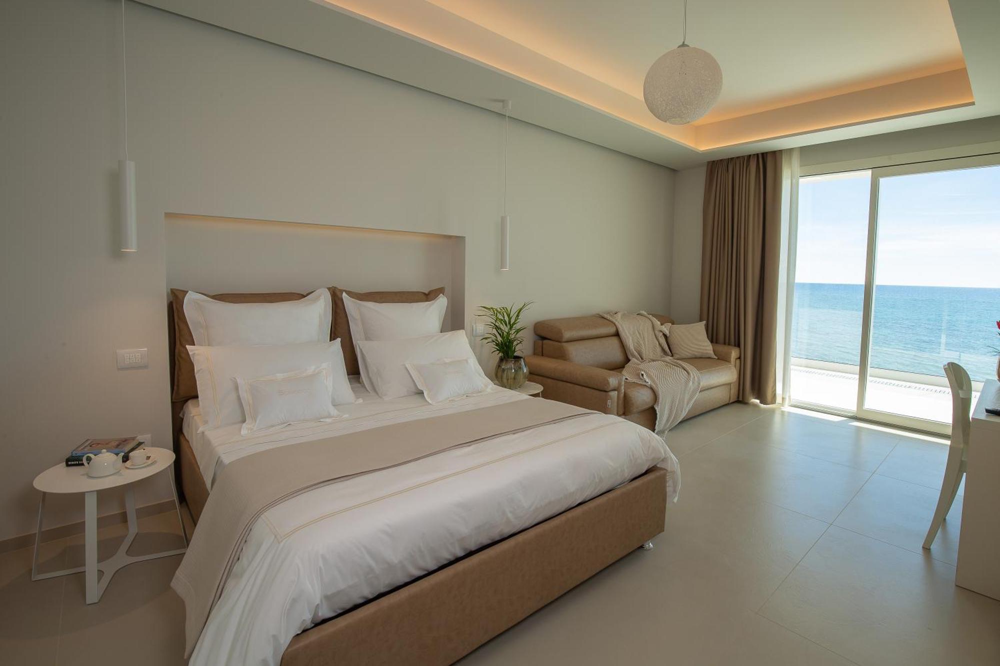 Scirocco Boutique Eco Hotel Torre Pali エクステリア 写真